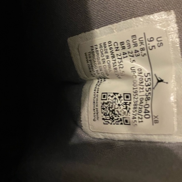 Air Jordan 1 One low Panda sneakers size 9.5 - Picture 4 of 5